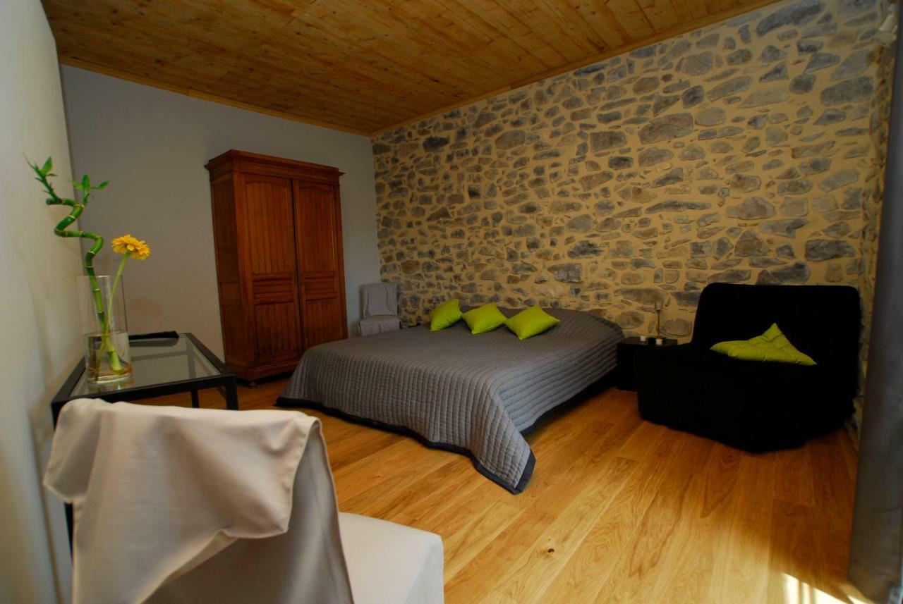 Le Coing Des Vignes Panzió Mauressargues Kültér fotó